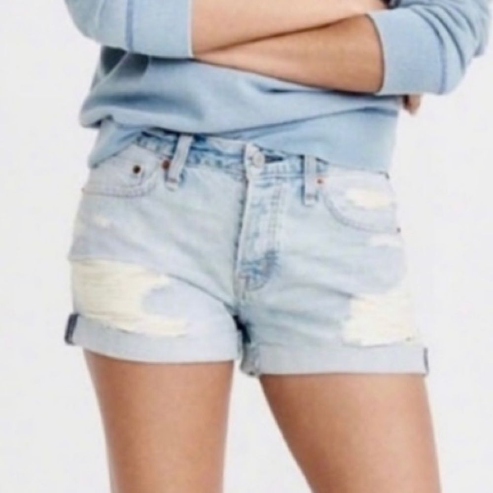 Abercrombie & Fitch Ames Low Rise Boyfriend Jean Shorts Distressed Denim Size 4
